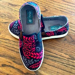 Olukai Kahu pow wow slip on sneakers comfort shoe